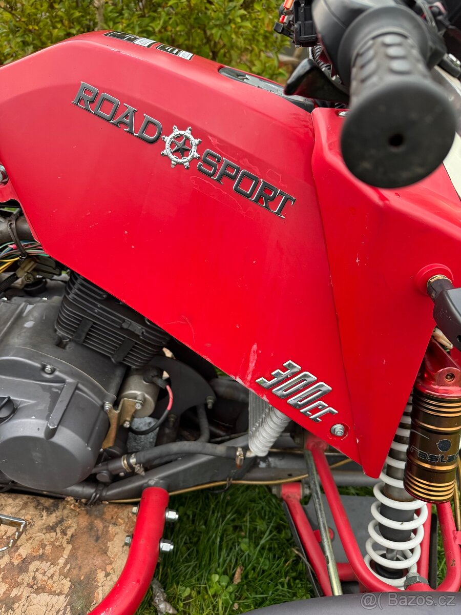 Čtyřkolka 300ccm - 9