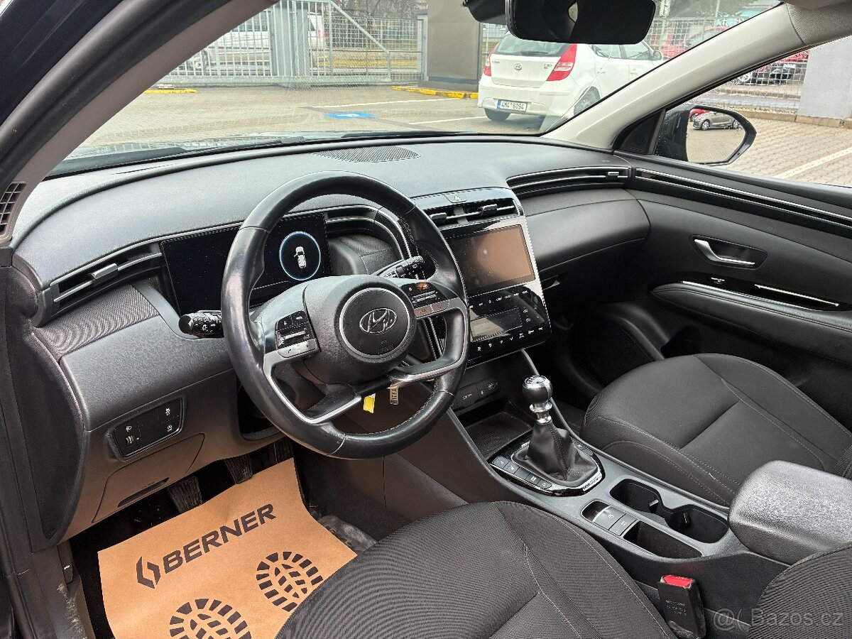 Hyundai Tucson 1.6T-GDi 110kW SMART NAVIGACE ZÁRUKA 1MAJITEL - 9