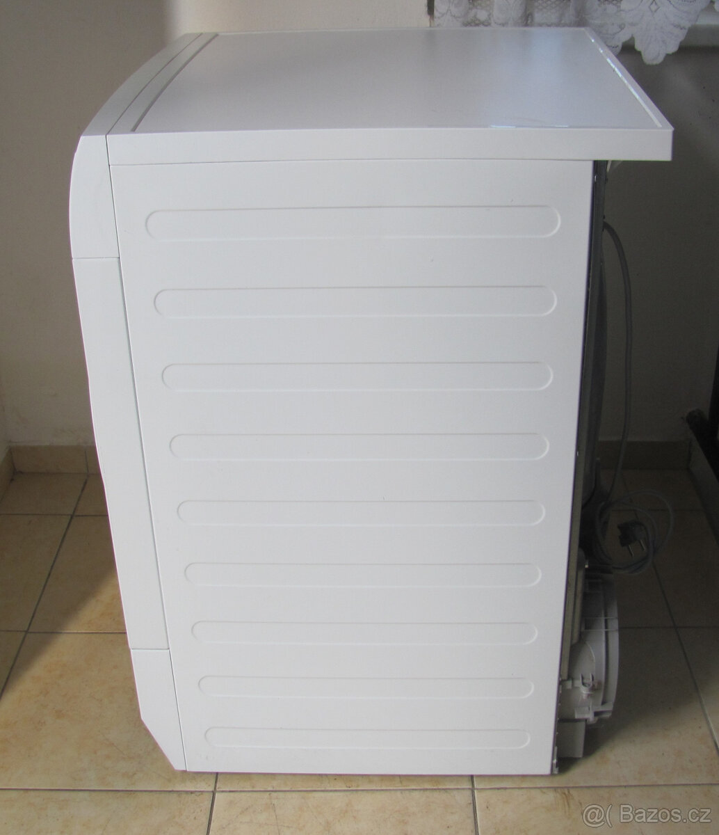 KONDENZAČNÍ SUŠIČKA PRÁDLA ELECTROLUX - 8KG - A++ - 9
