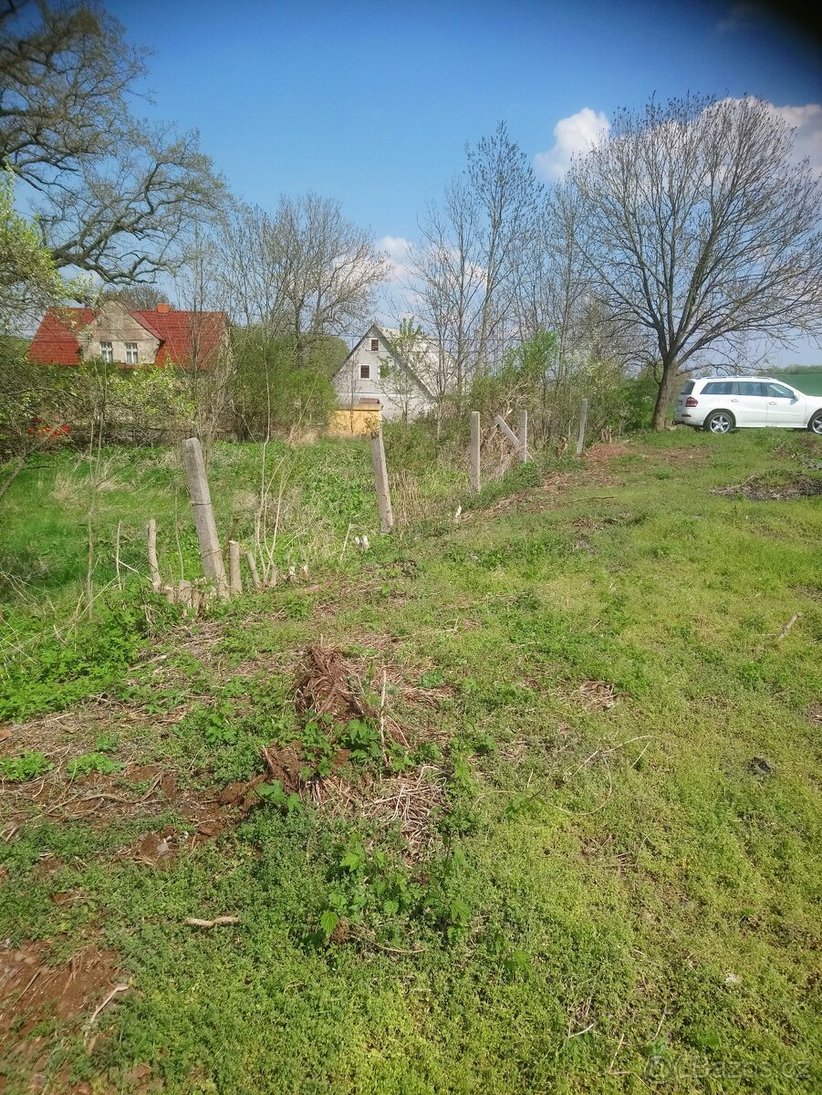 Pozemek u Lubence - 9