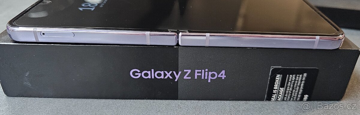 Samsung Galaxy Z Flip4 - 9