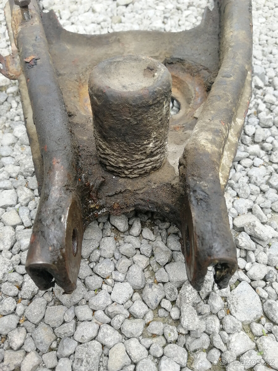 Spodní rameno škoda 1000mb - 9