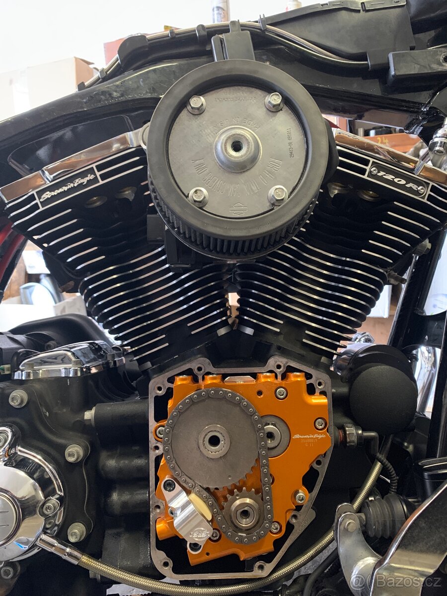 Harley-Davidson Road King 120R - 9