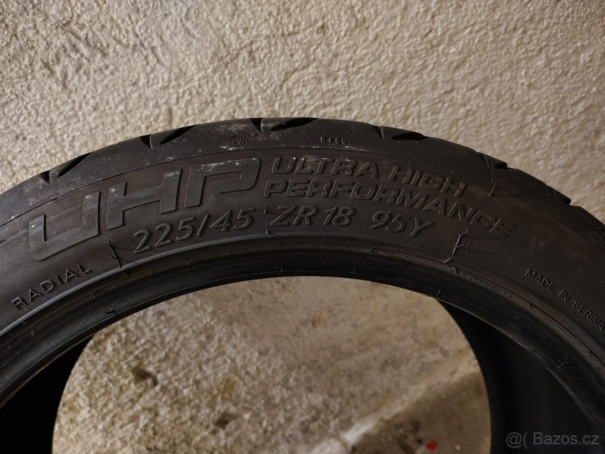 Sada letních pneumatik 225/45 R18 95Y - 9