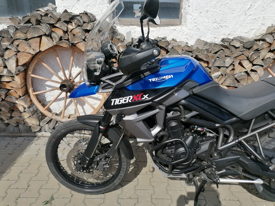 TRIUMPH TIGER 800 XC ABS - 9