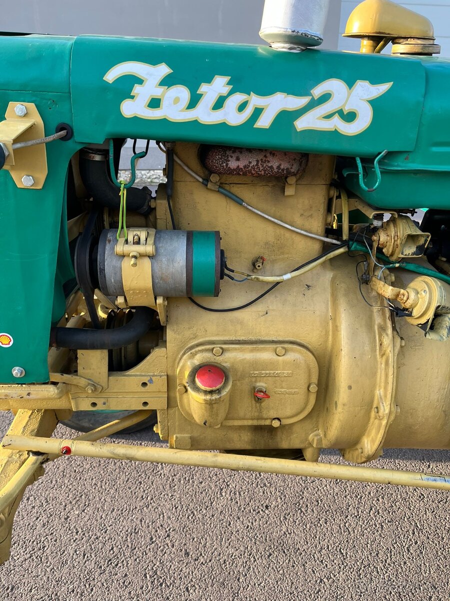 Zetor 25 – velmi zachovalý, plně funkční - 9