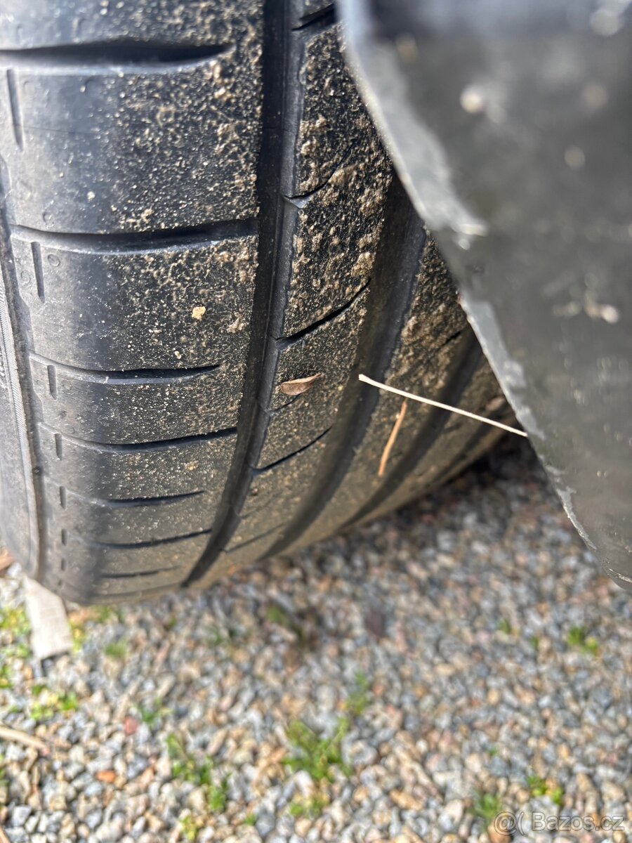 Mercedes-Benz Třídy E, E 220 CDI BlueEFFICIENCY - 9