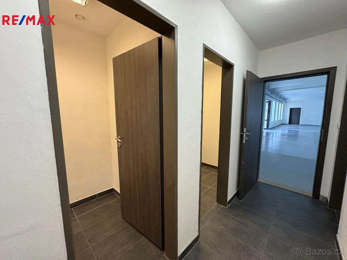 Pronájem obchodních prostor 239,38m² - Děčín - 9