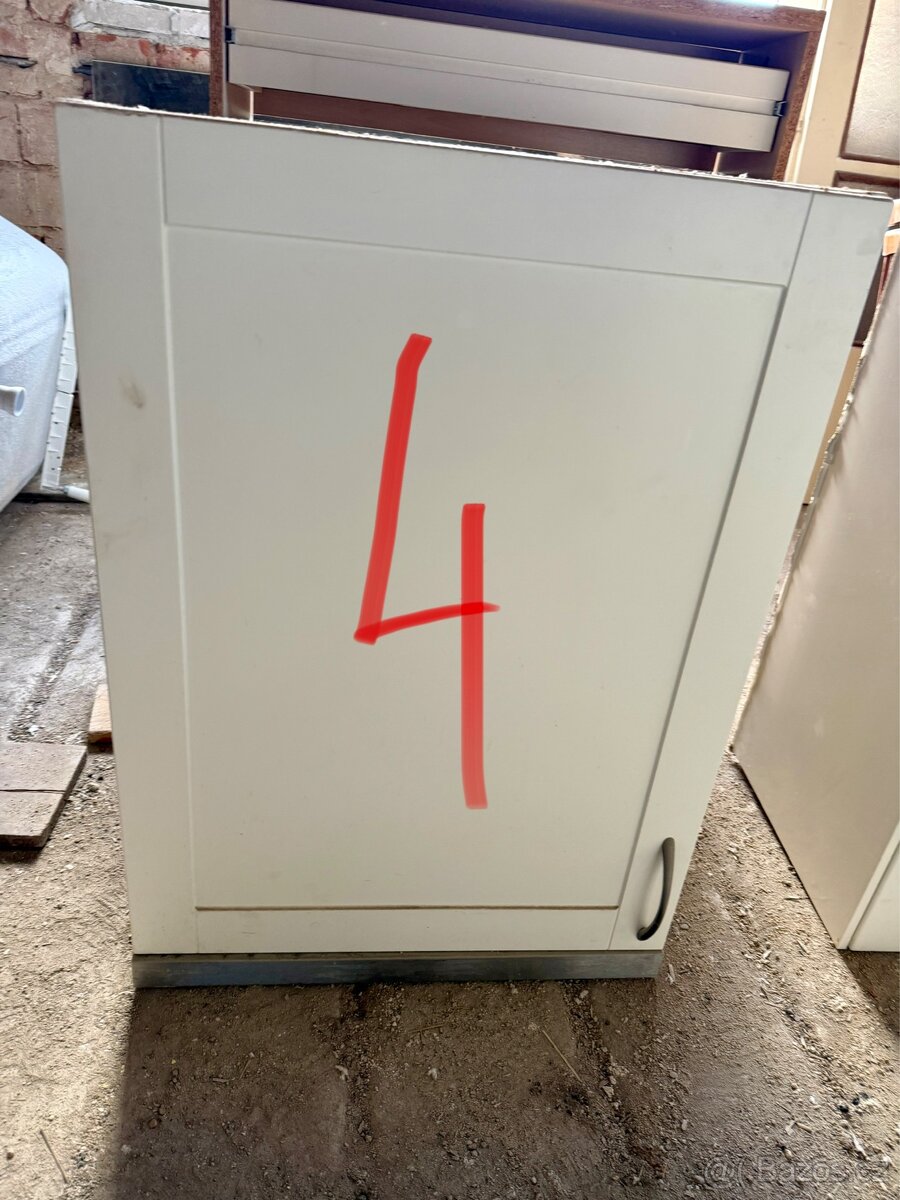 Kuchyňské skříňky IKEA-více rozměrů a typů - 9