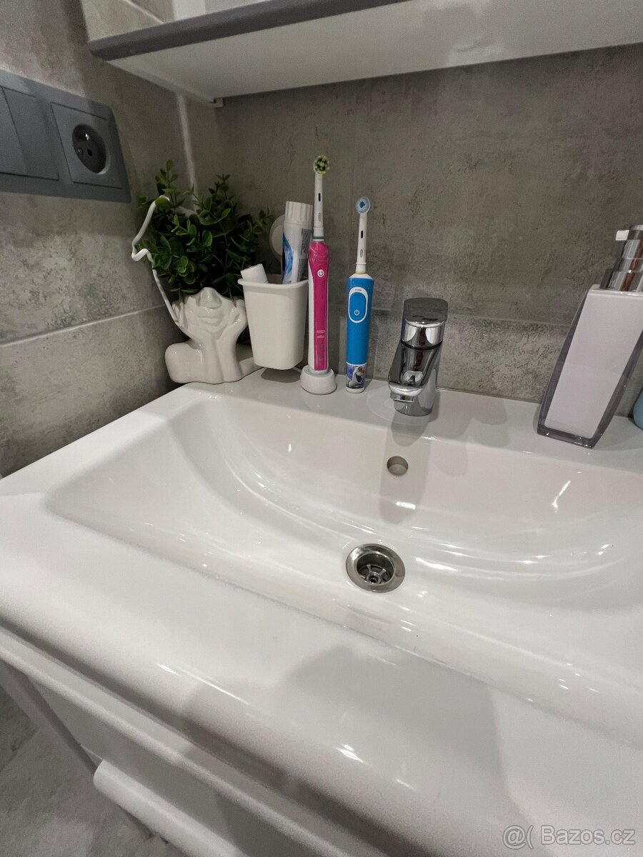 Pronájem zrekonstruované 1+1, Frýdlantská, Místek - 9