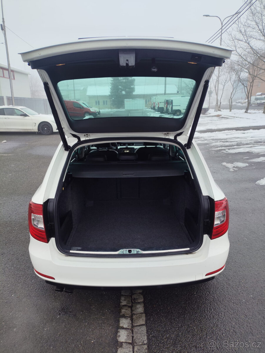 Superb 2 face 4x4 2.0TDI 125kw DSG webasto naj.179tis - 9