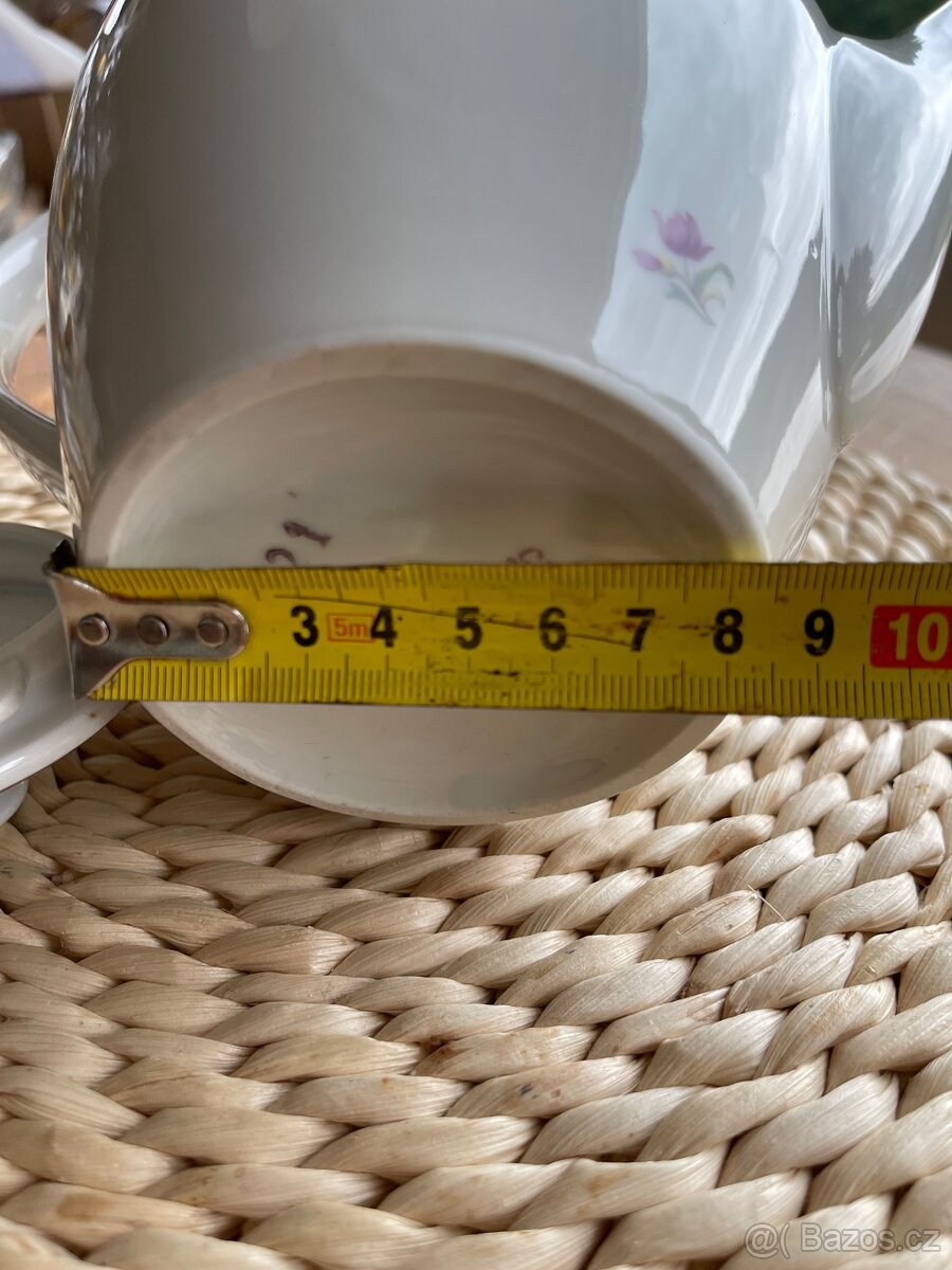 Stará porcelánová konvice - 9