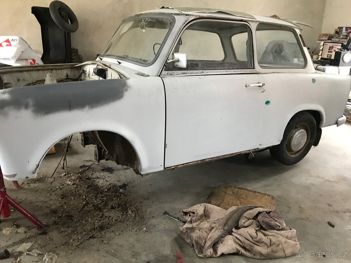Prodám trabant 601 rozebraný bez tp - 9
