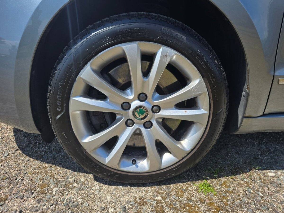 Škoda Superb 3.6 FSI DSG Elegance 4x4 - 9