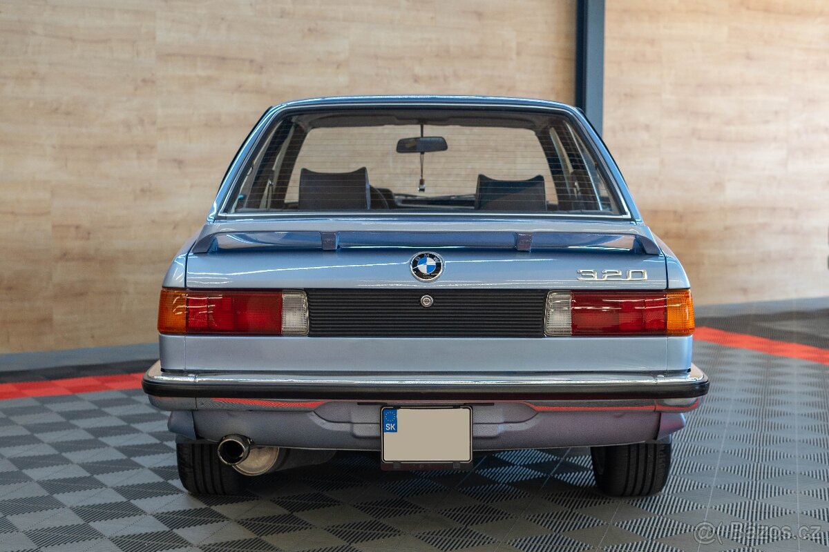 BMW Rad 3 320i E21 - celolak - 9