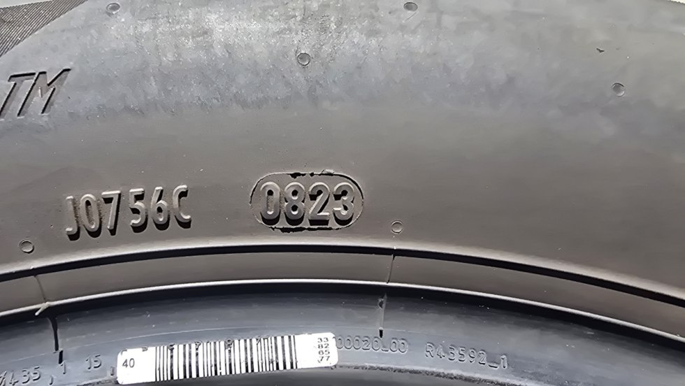 Letní pneu 215/55/17 Pirelli - 9