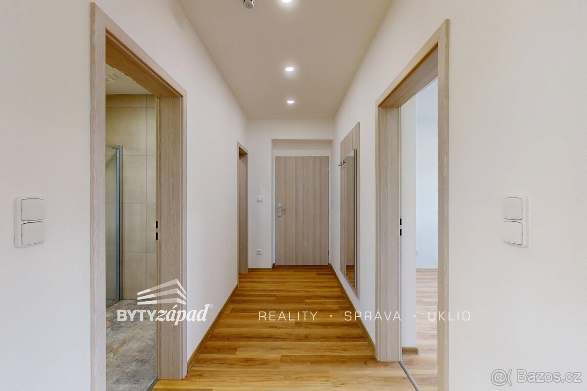 PRONÁJEM: EXKLUZIVNÍ LUXUSNÍ BYT 3+KK (70M²) S TERASOU (20m2 - 9