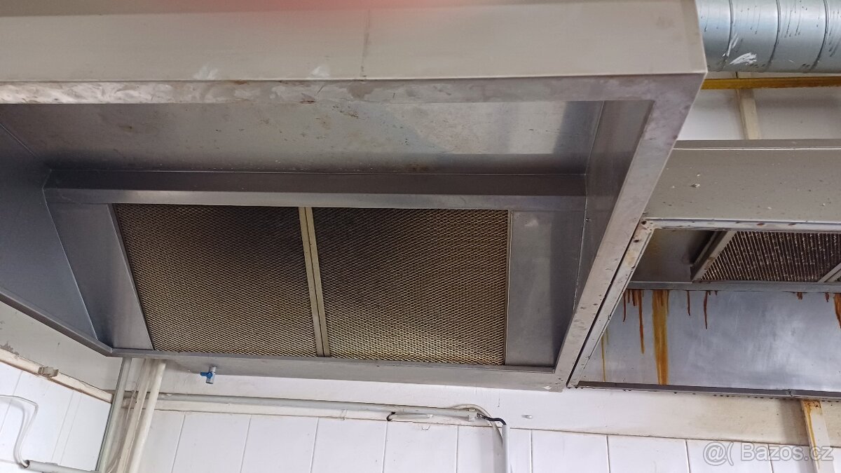 Digestoře - soustava včetně olejových filtrů - 9