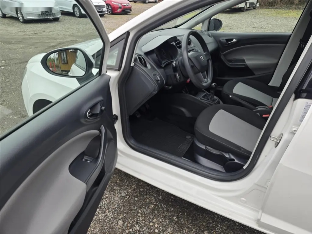 Seat Ibiza, 1,6 TDi 66 Kw - 9