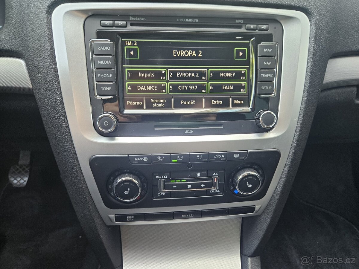 Škoda Octavia 2 FL 1.8TSI Elegance Plus - 9