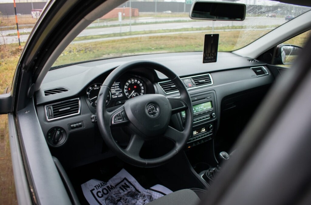 Škoda Rapid 1.2 TSI 77kw M6 - 9