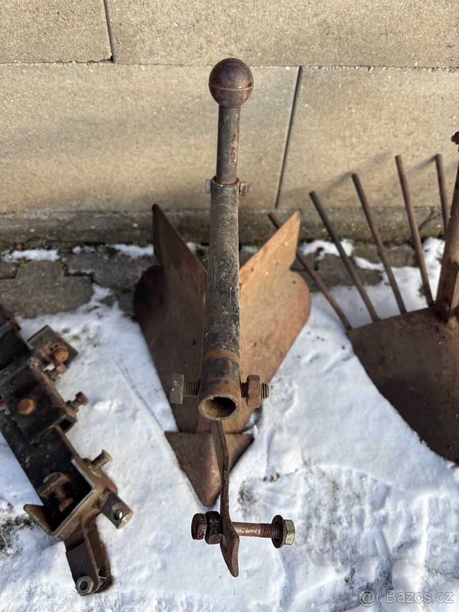 Maloosý traktor - 9