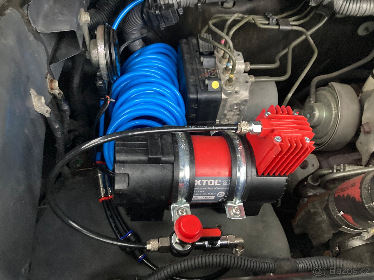 Isuzu D-max 2,5 Twin D automat - 9