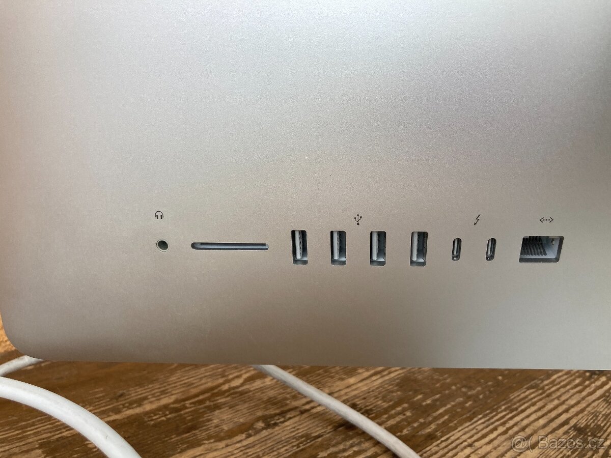 Počítač Apple iMac 21.5"/I5 2.3GHZ/16GB RAM - 9