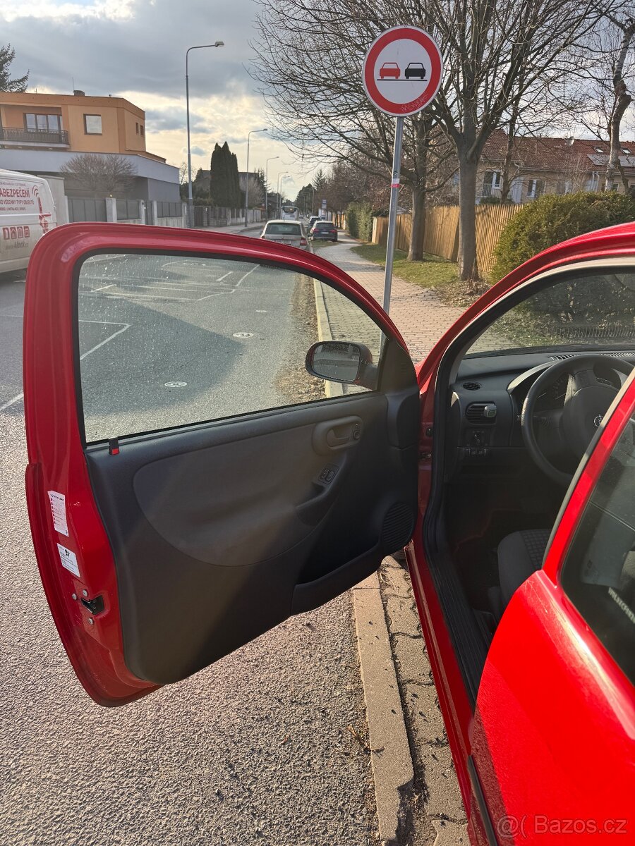 Opel Corsa 1.2 rok výroby 2002 - 9