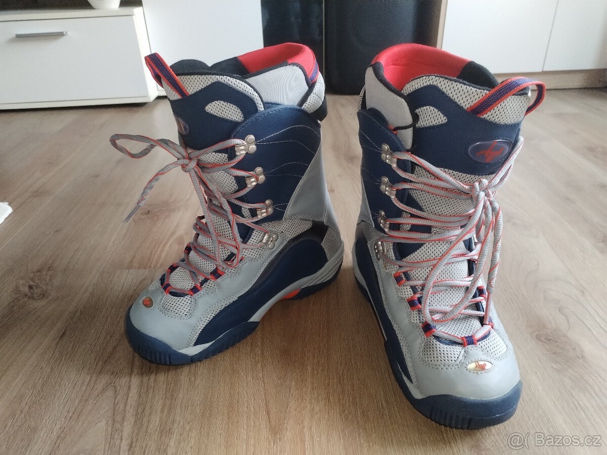 Snowboardové boty Stuf vel 43 - 9