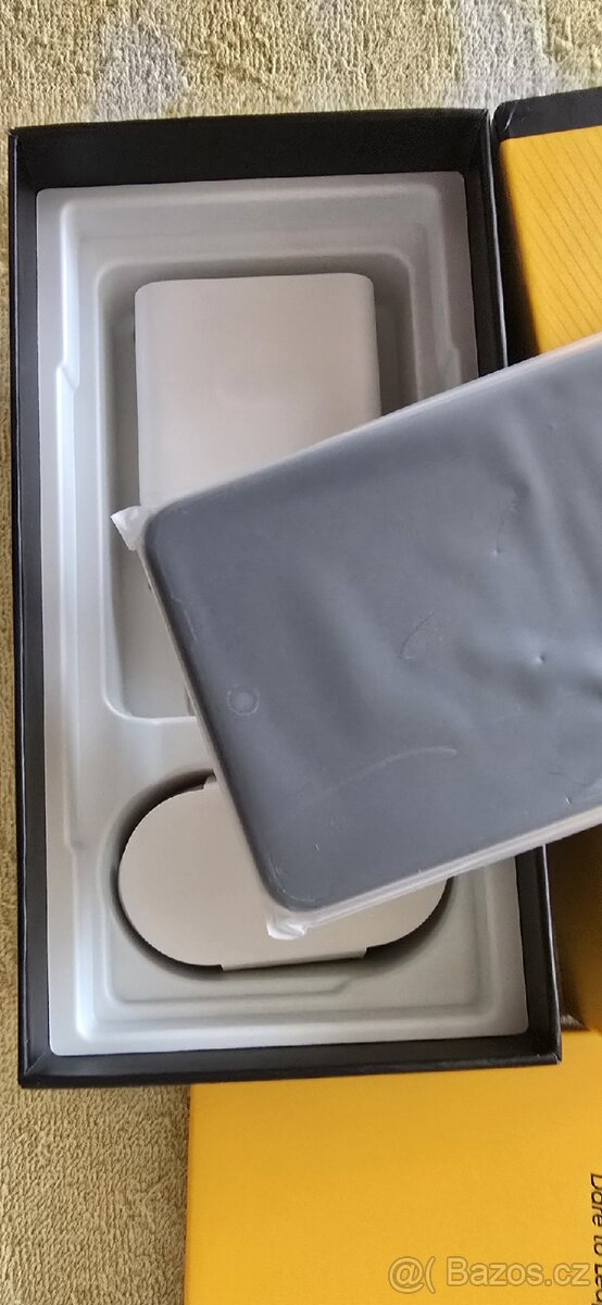 REALME - 11 5G Telefon - 9