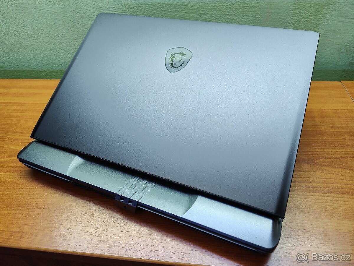 16 Vector,RTX-5070ti-12gb,Ultra-7,QHD+,32GB,1TB-TOP-ZÁRUKA - 9