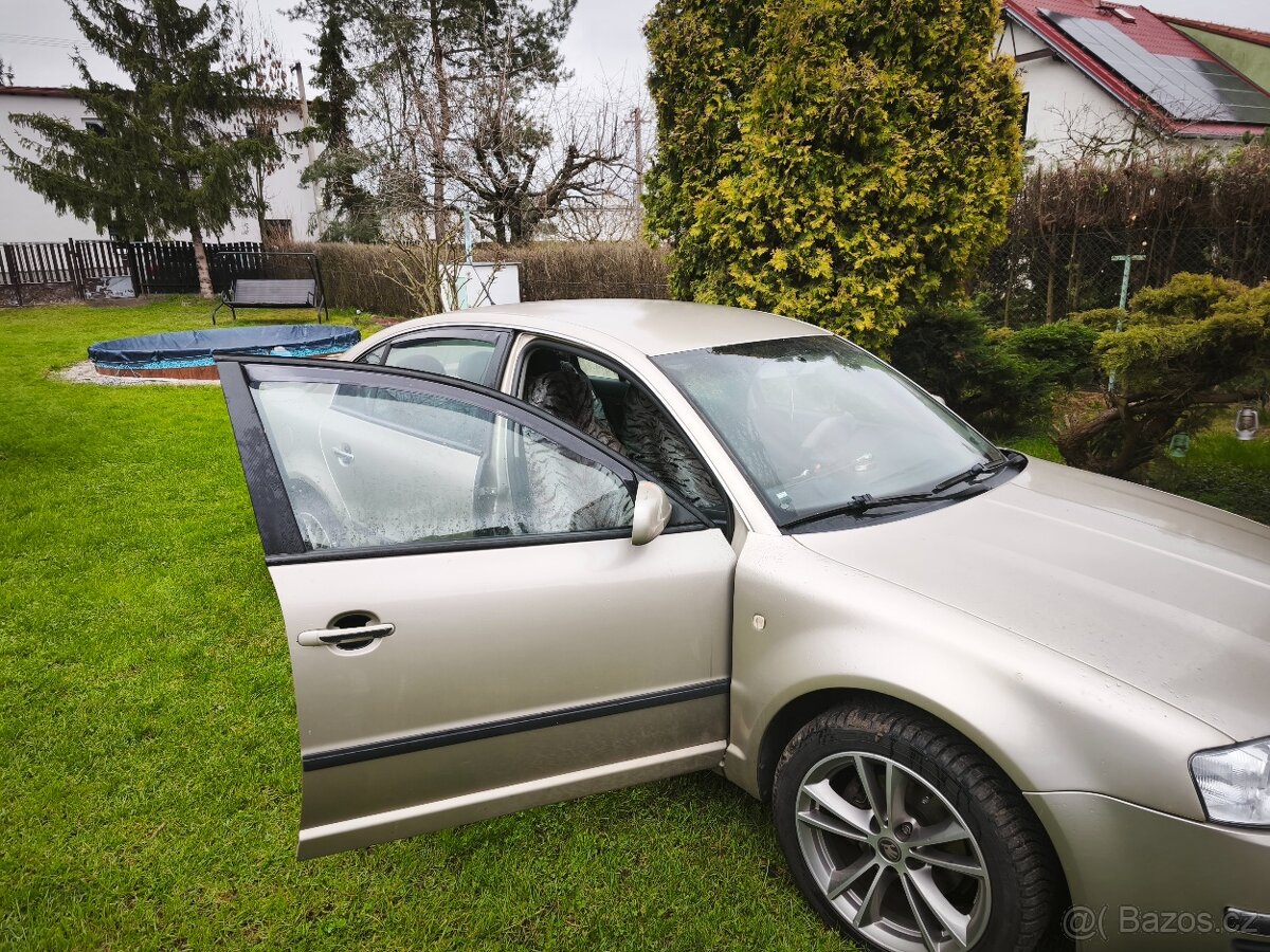 Prodám Škoda Superb - 9