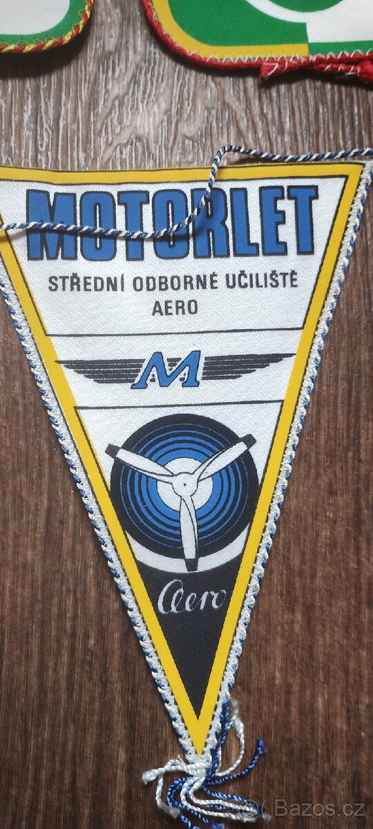 Vlaječky -3 kusy - 9