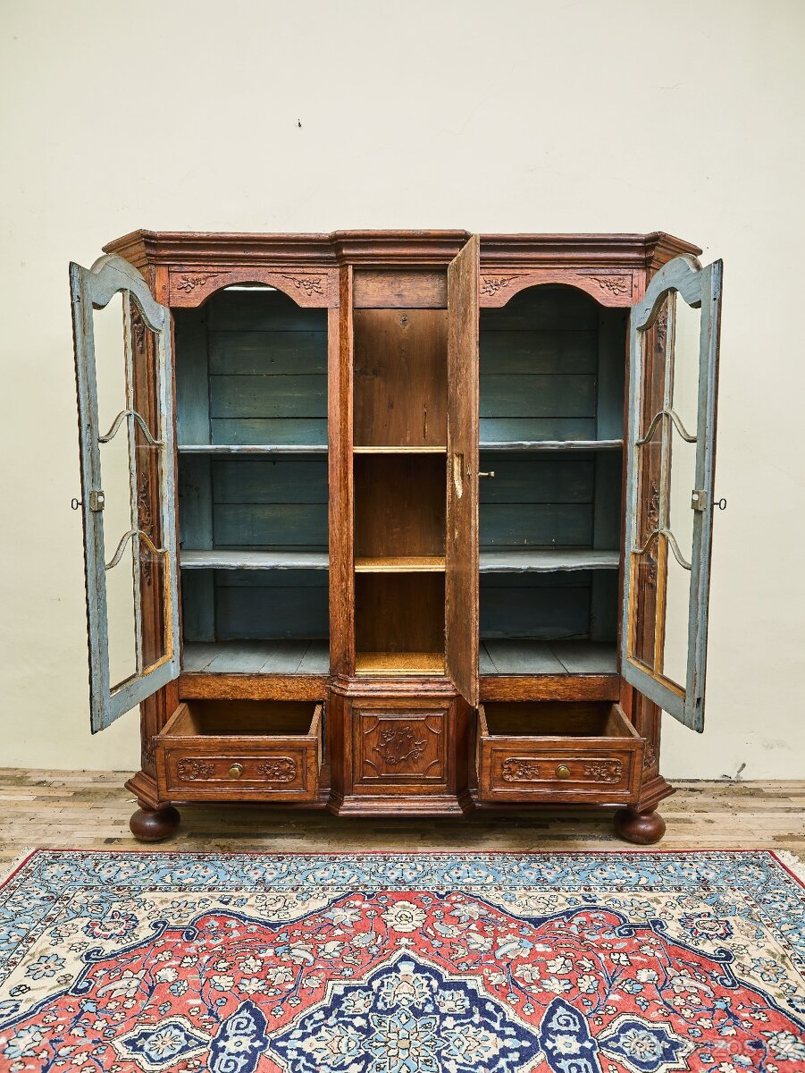 Vyřezávaná lutyšská dubová knihovna z 19. století - 9