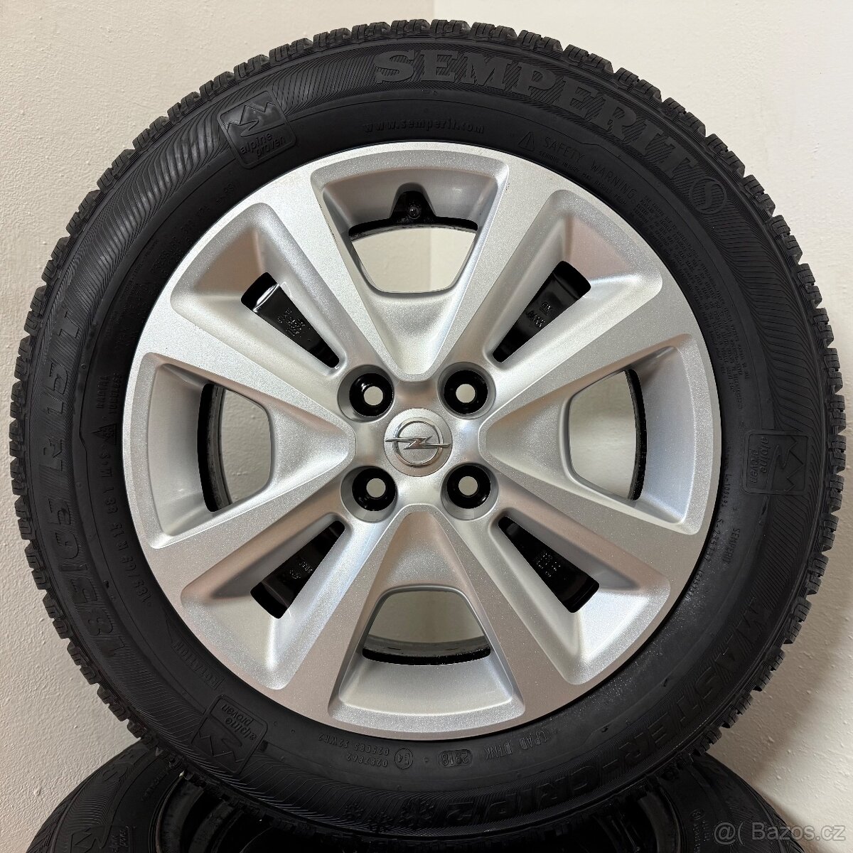 OPEL CORSA E 4x100 R15 ET39+ZIMNÍ 185/65R15 7/6mm - 9