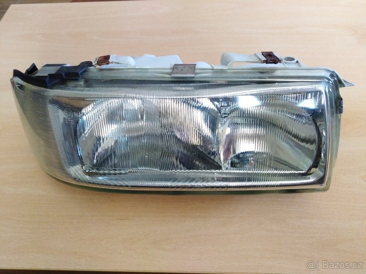 Přední světla Audi Coupe B3 - 9