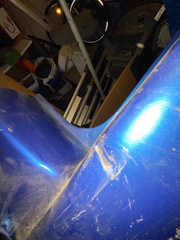 Zadní nárazník pro VW T4 - 9