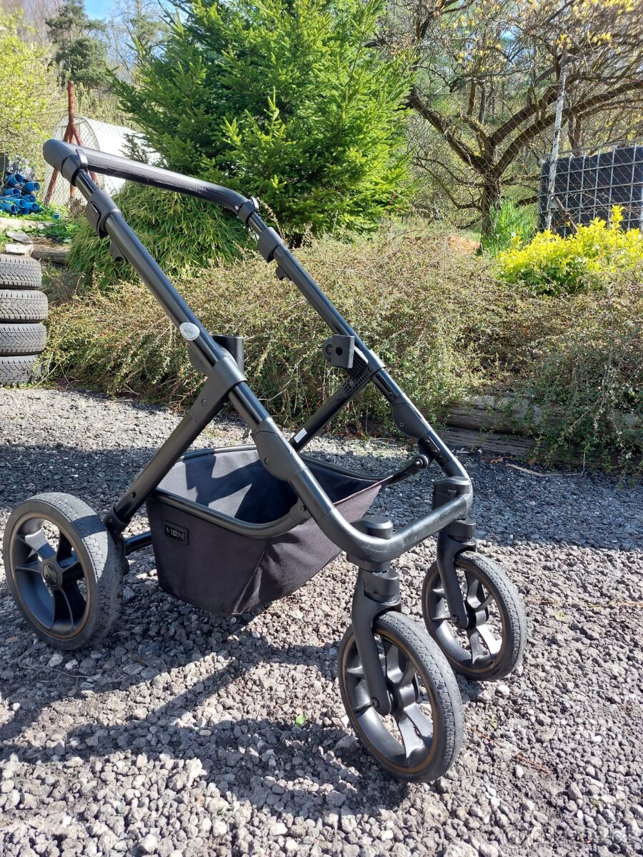 Kočárek Moon Scala 2019 - 9