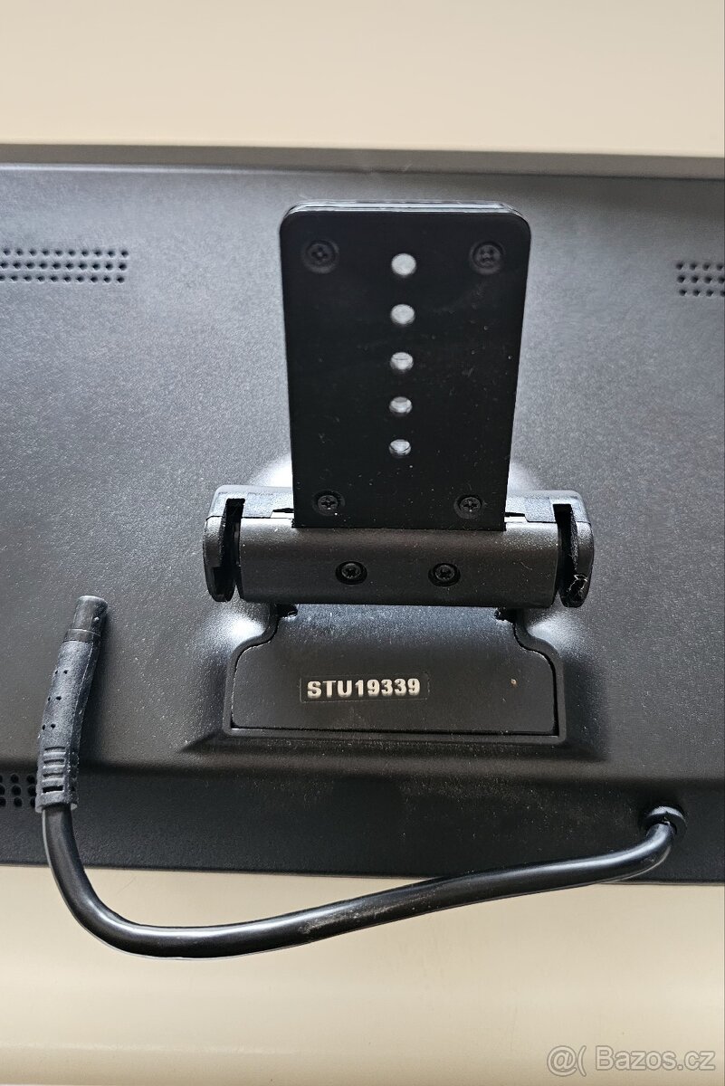 Televize do auta - 9