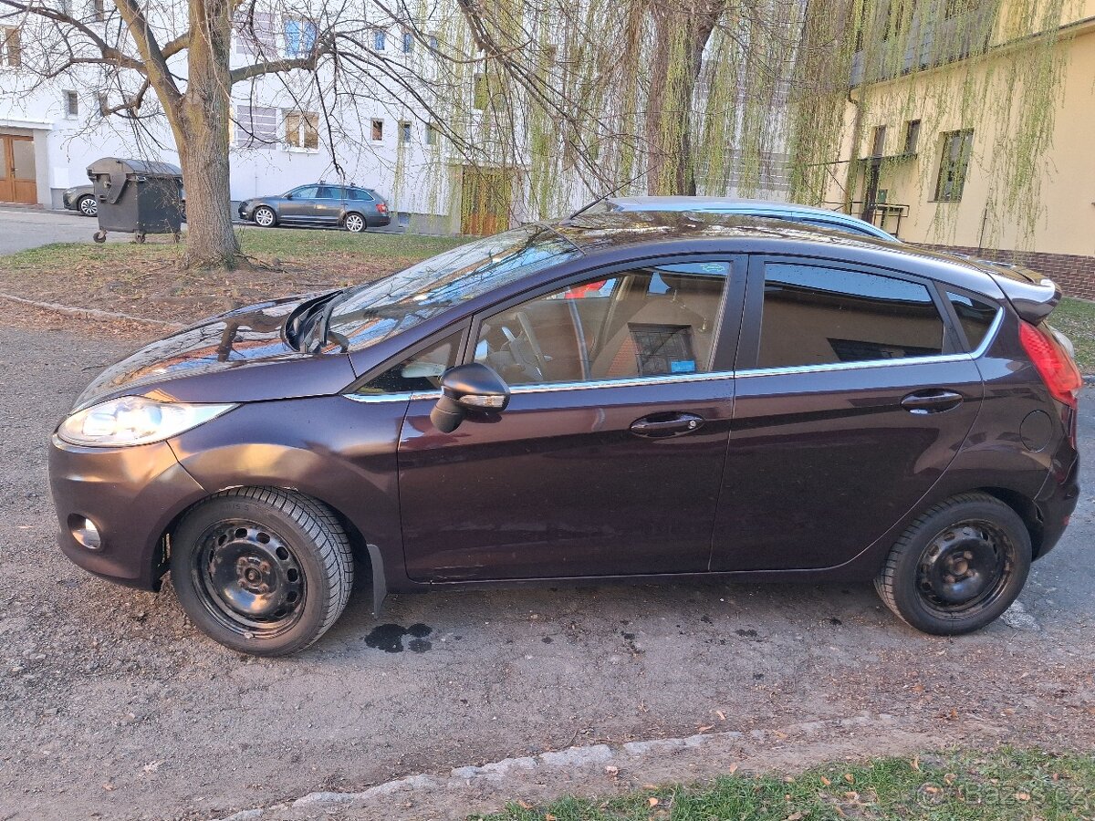 Ford fiesta - 9