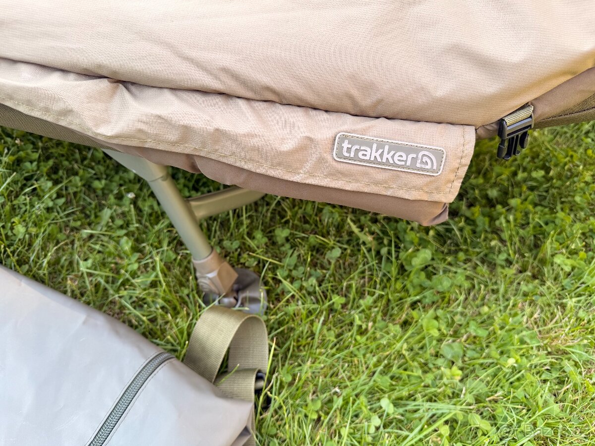 Trakker Lehátko + Spacák Oval Bed System - 9