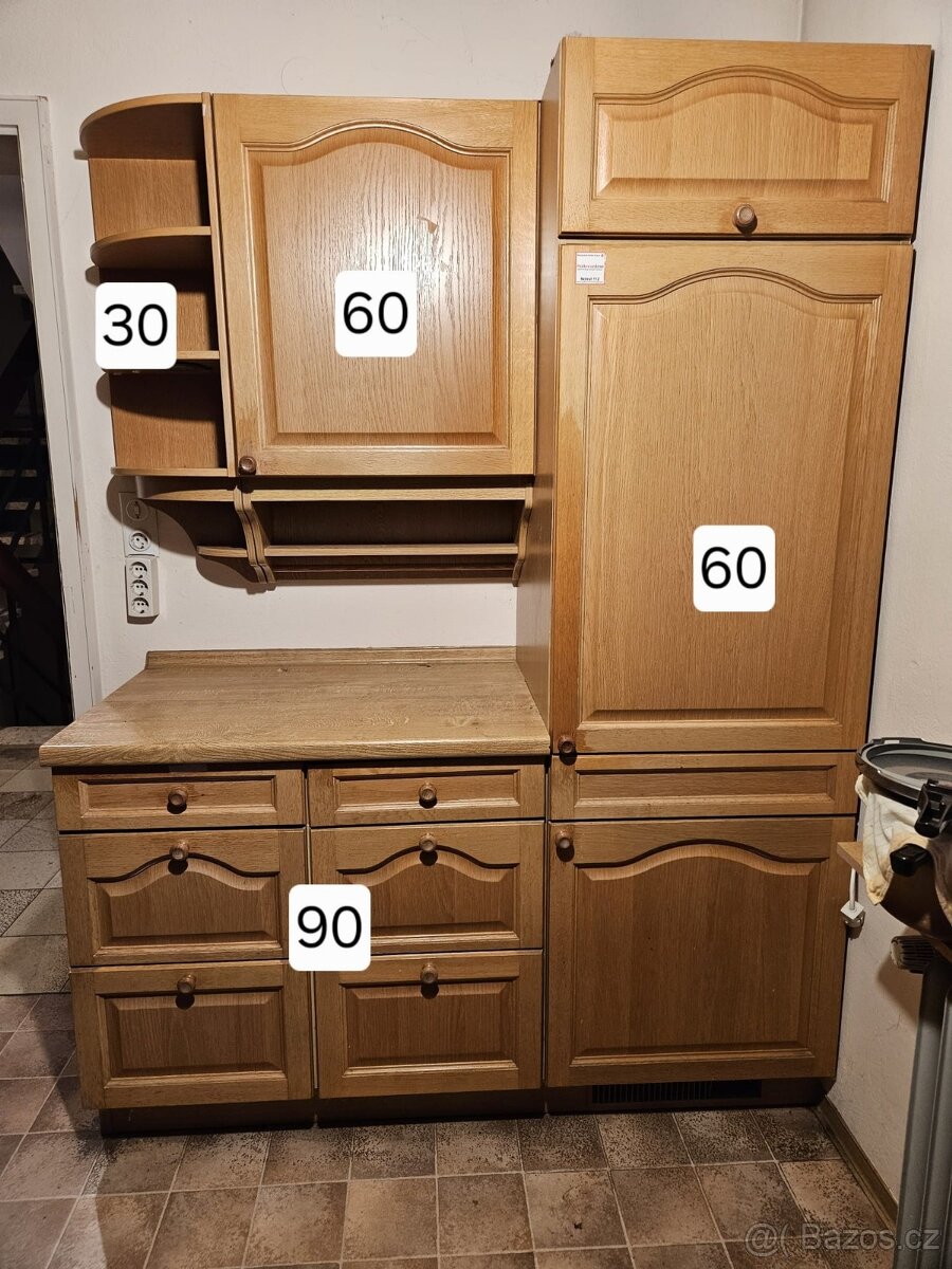 Masivní kuchyňská linka z Německa se spotřebiči - 9