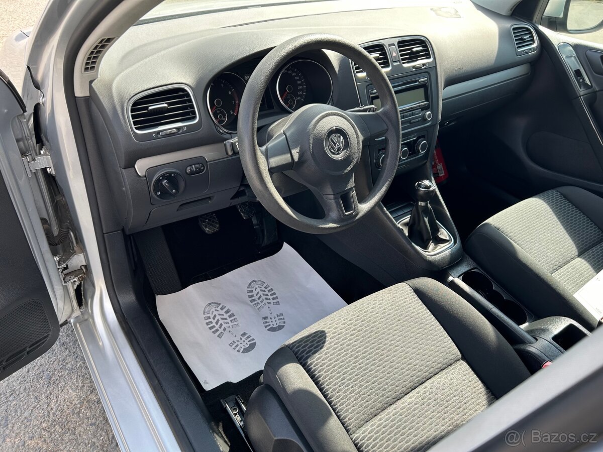 VW GOLF 1.4 MPI SERVISNÍ KNIHA 124.600 km - 9