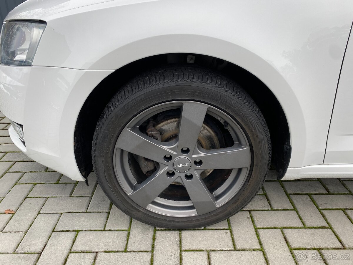 Škoda Octavia, 1.4 TSI 103kW-ELEGANCE-103TKM - 9