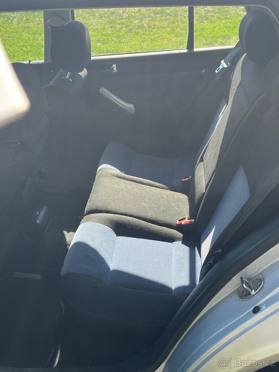 Volkswagen Golf 4 1,6 74kw - 9