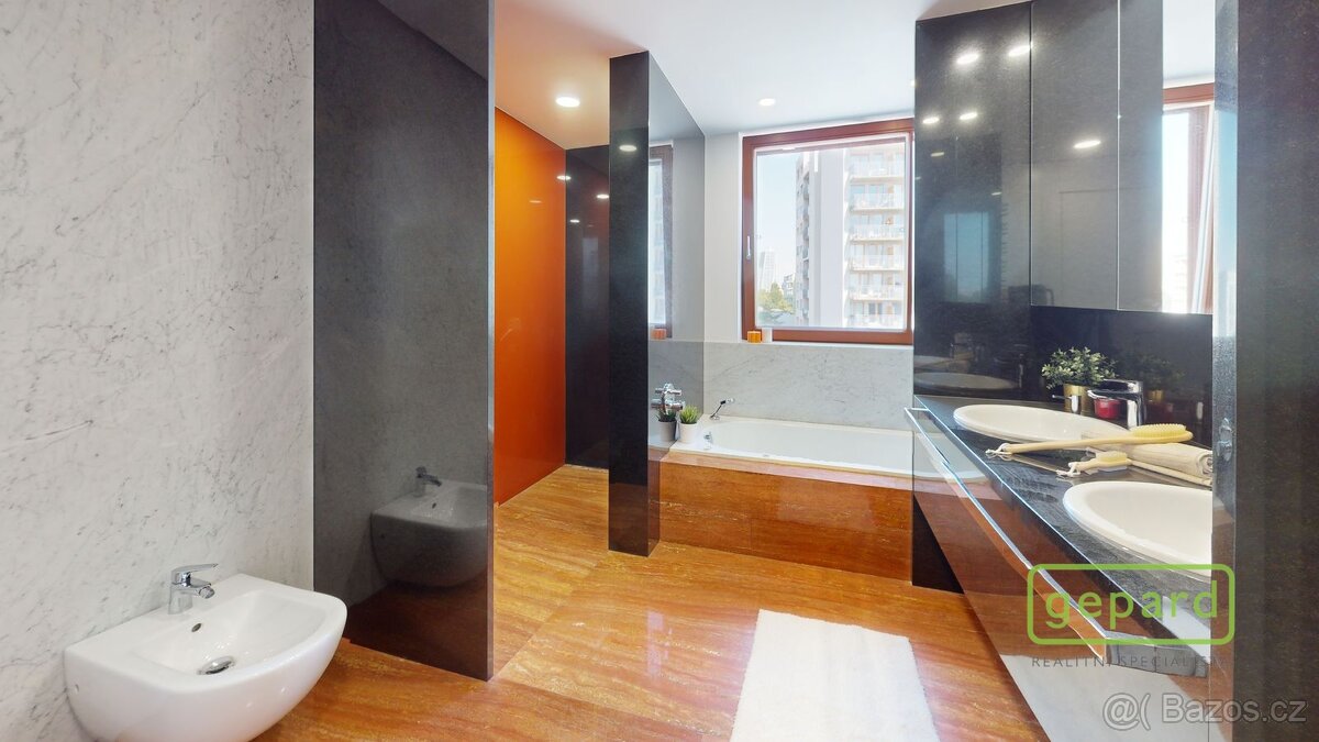 Mezonetový byt 289m2, 3 parkovací stání - 9