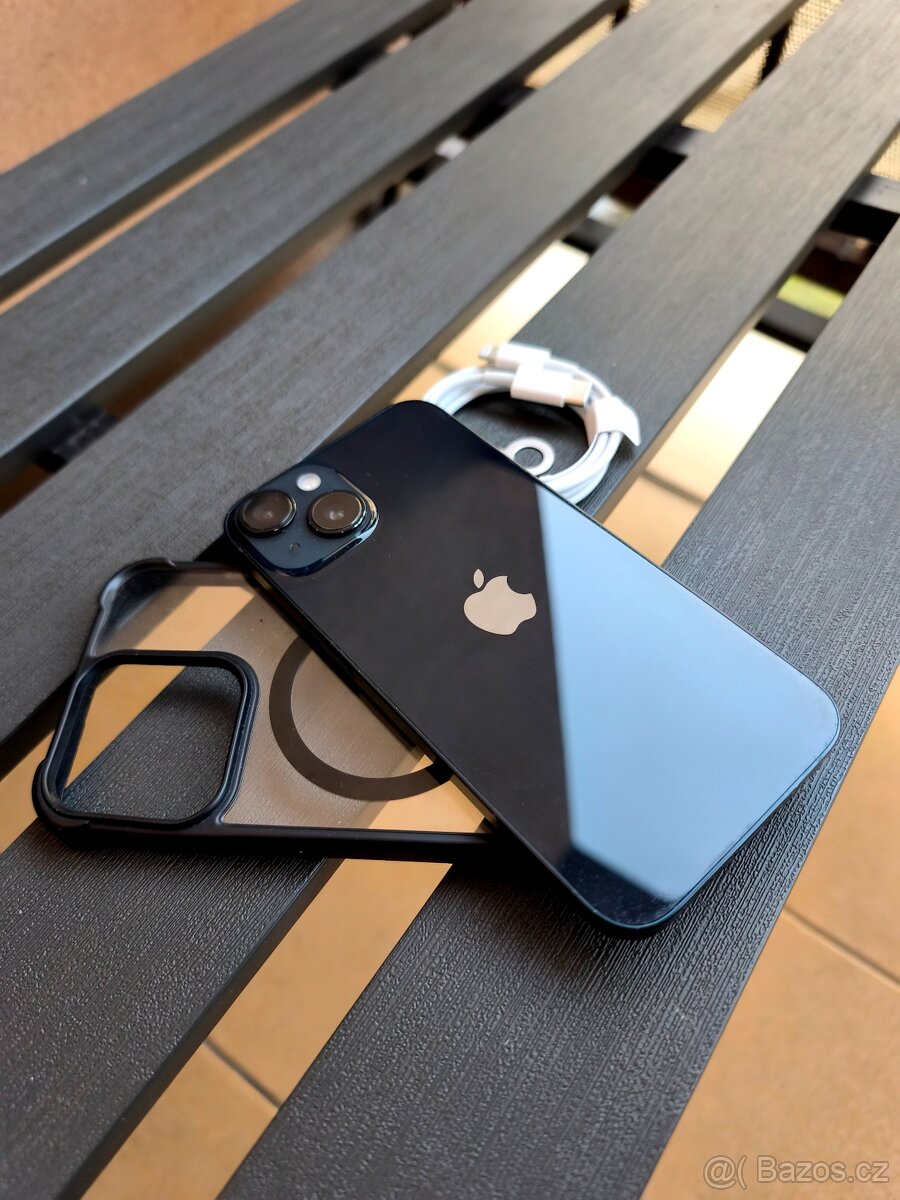 iPhone 14 - komplet balení + zdarma MagSafe PanzerGlass kryt - 9