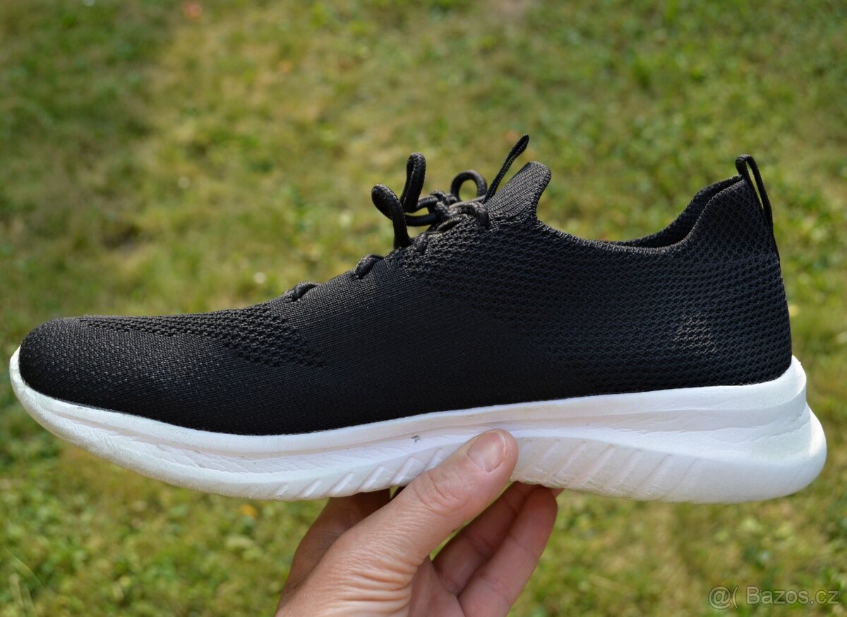 Černé textilní tenisky Sprandi vel. 41 - 9