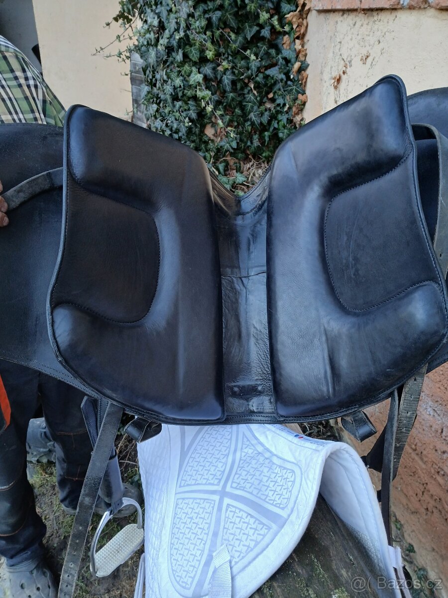 Barokní iberské sedlo - 9